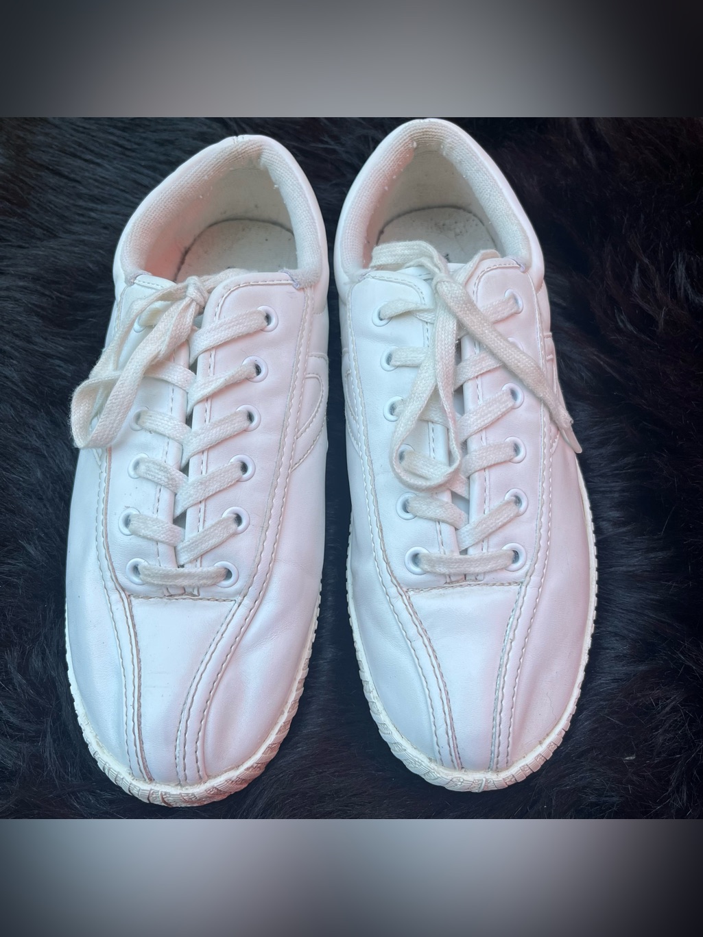Classic Tretorn Nylite Plus White Leather Low Top Sneakers